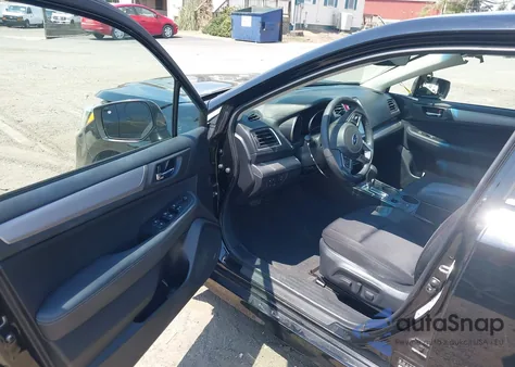 2017 Subaru Legacy 2.5I Premium z USA, uszkodzony, nr VIN 4S3BNAF68H3011723